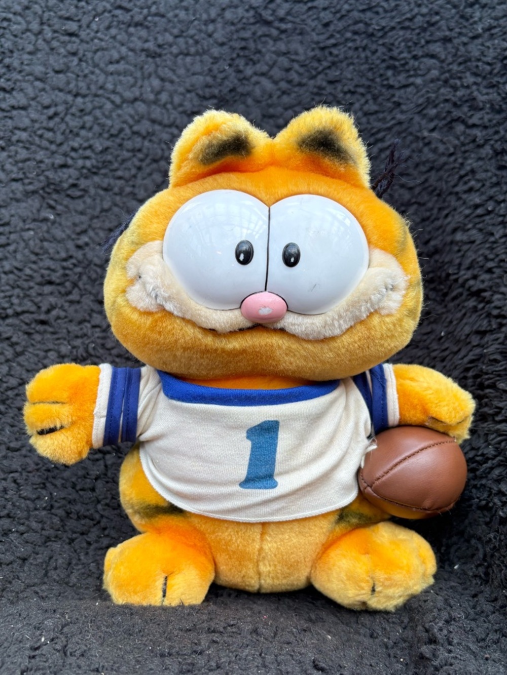 Vintage 1981 Fun Farm Garfield Football #1 Jersey Retro